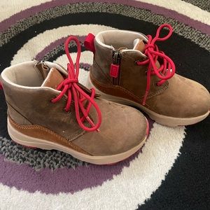 UGG Toddler Canoe III Weather